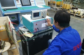 國電西高為洛陽客戶調(diào)試沖擊電壓發(fā)生器