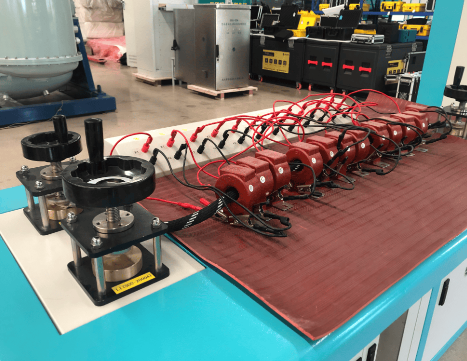 極速多臺位互感器檢定裝置實物圖