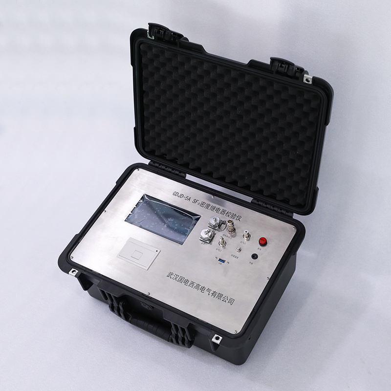 SF6氣體密度繼電器全自動(dòng)校驗(yàn)儀實(shí)物圖