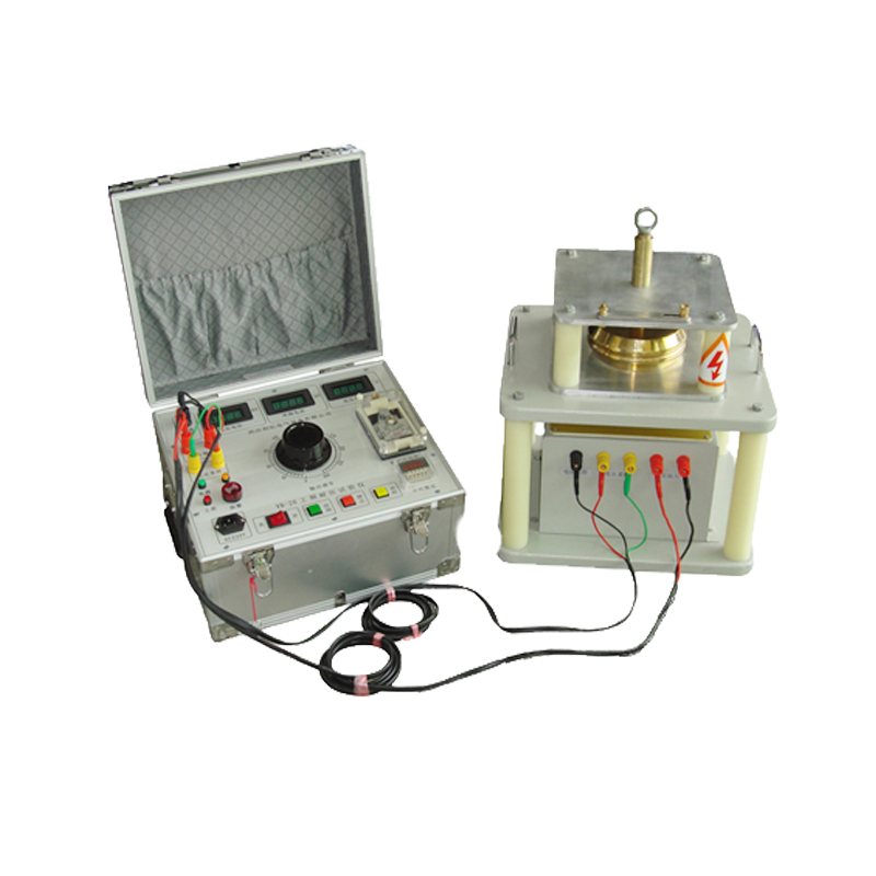 絕緣子芯棒泄漏電流試驗裝置
