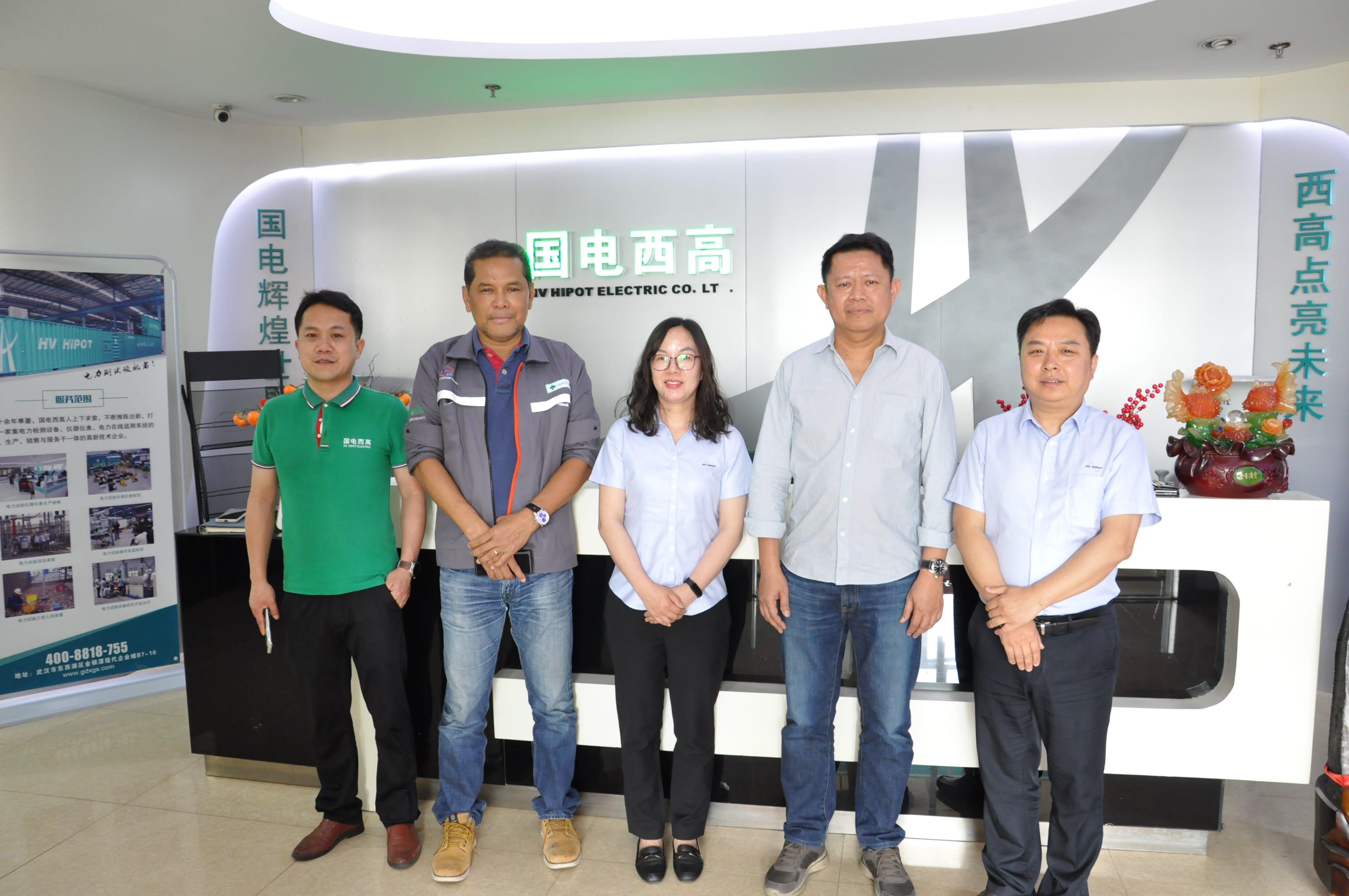 國電西高迎國內外多批客戶參觀考察